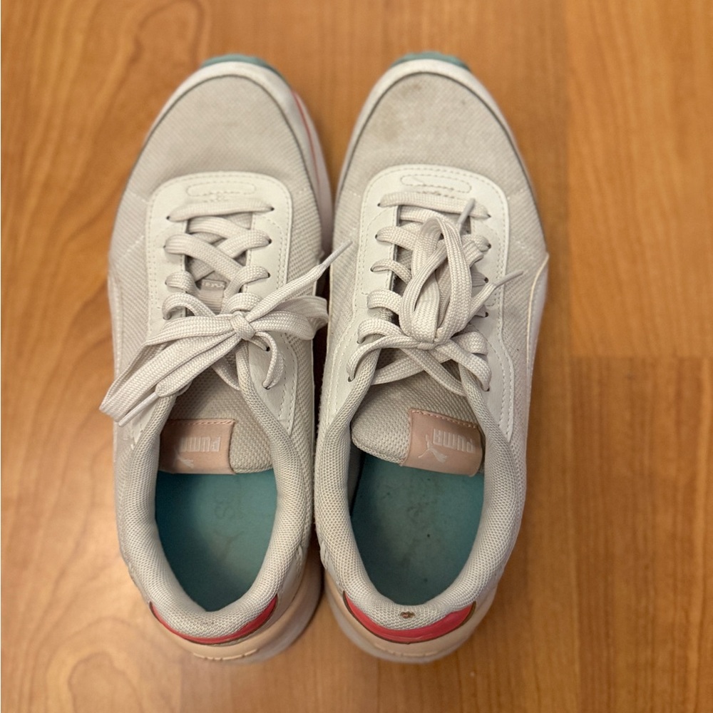 Puma Off-White Sneakers with Red and Blue Accents